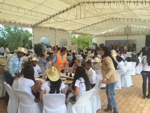 Hora de la comida en el Día del Agricultor 2014 | Bionat